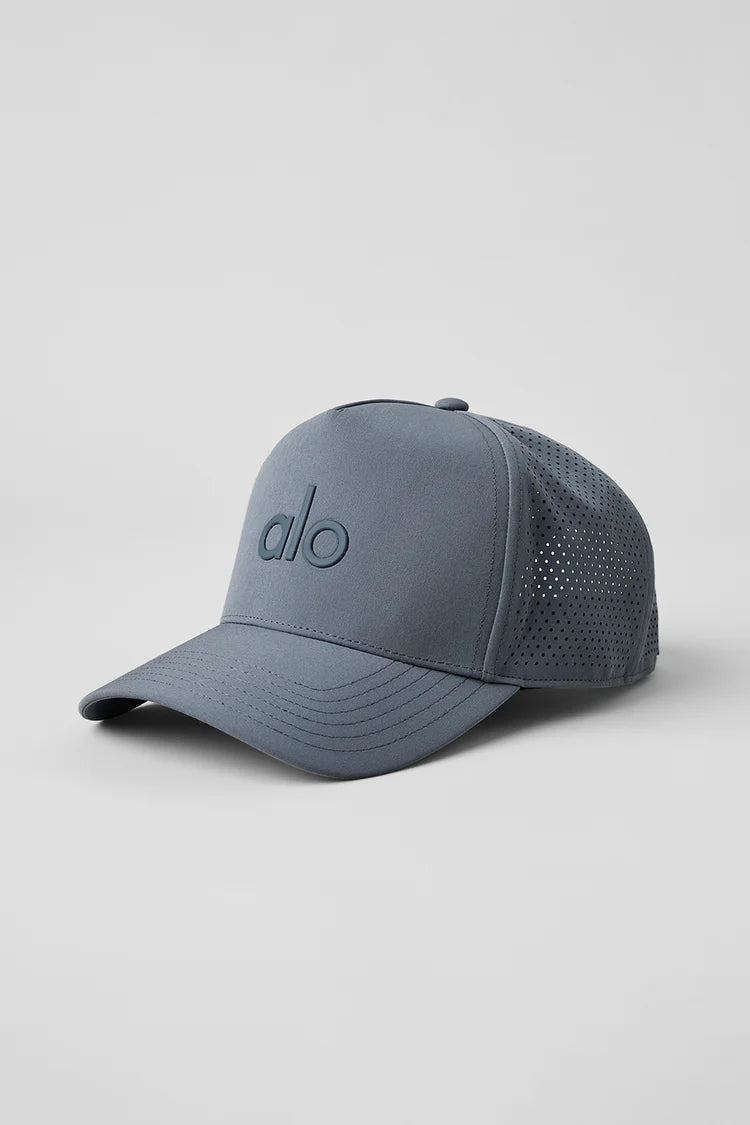 ALO YOGA - Casquette Technique District Trucker