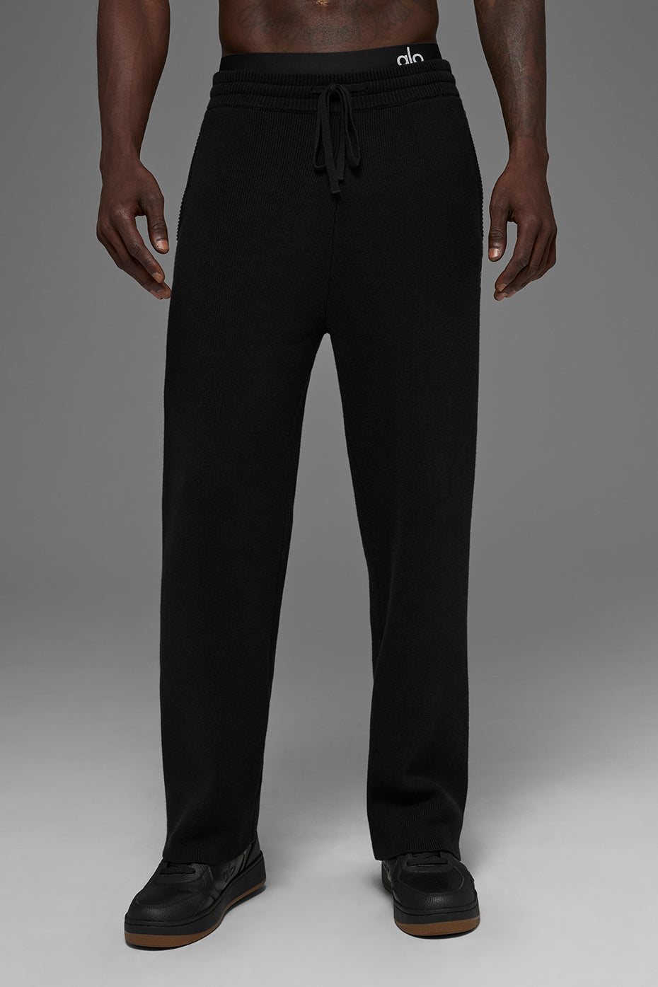 Scholar Straight Leg Sweatpant - Black