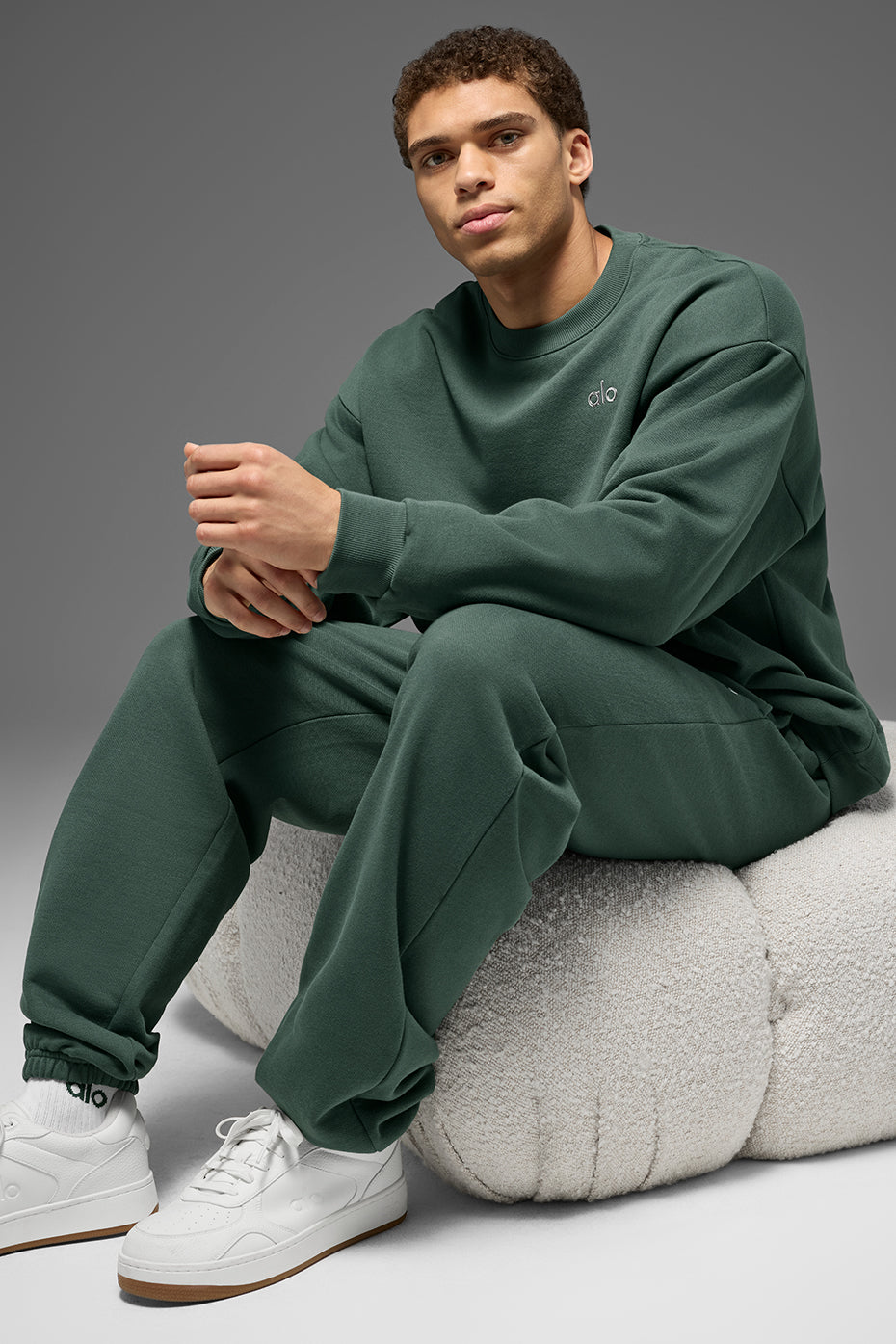 Accolade Crew Neck Pullover - Clover Green