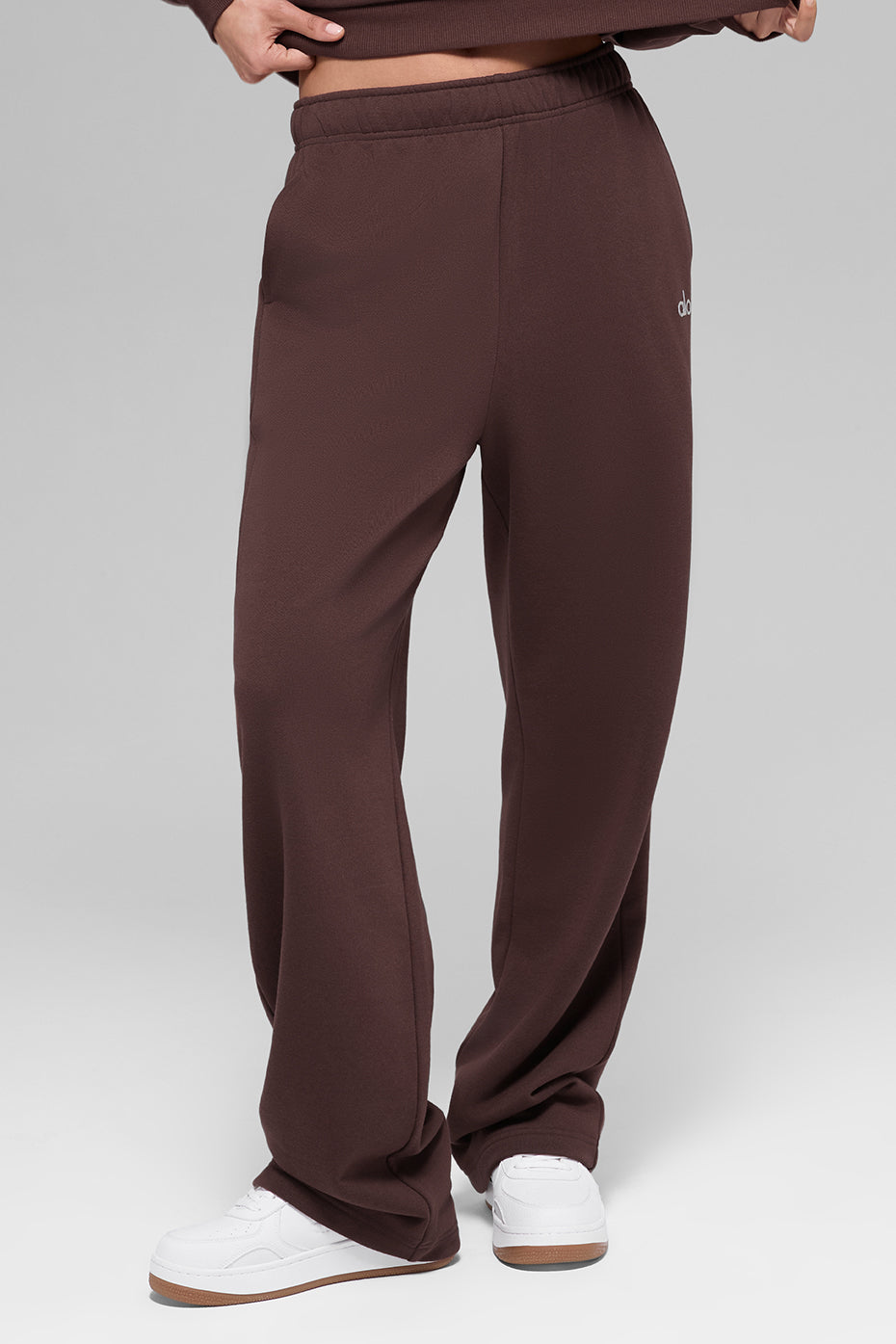 Accolade Straight Leg Sweatpant - Brownstone