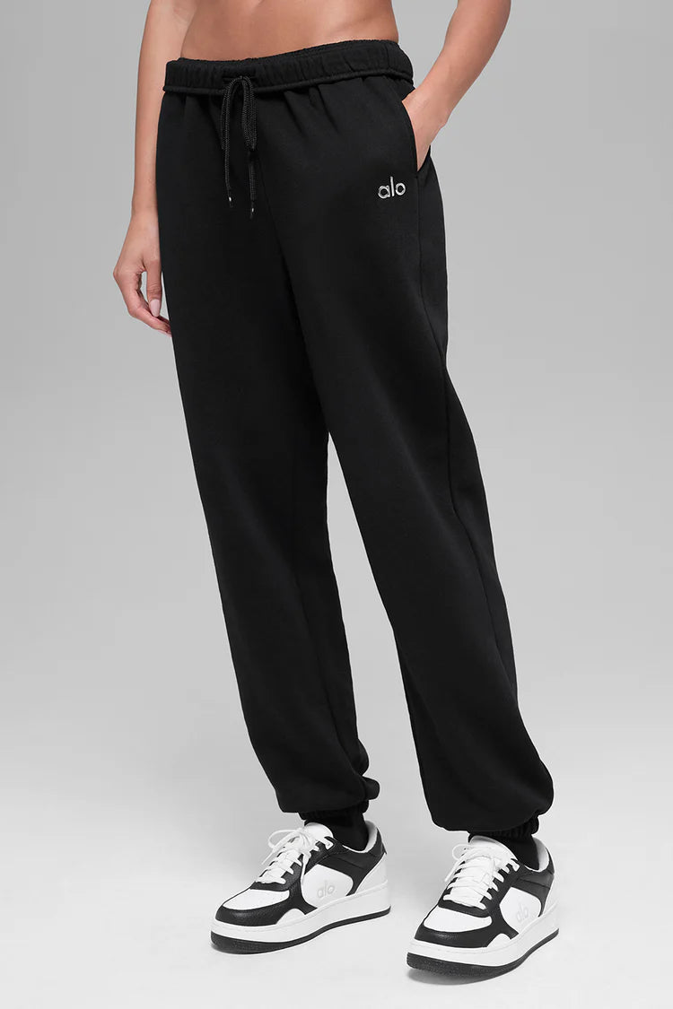 Accolade Straight Leg Sweatpant