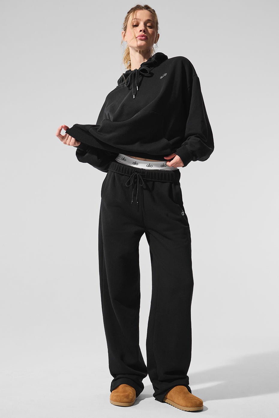 Accolade Straight Leg Sweatpant - Black