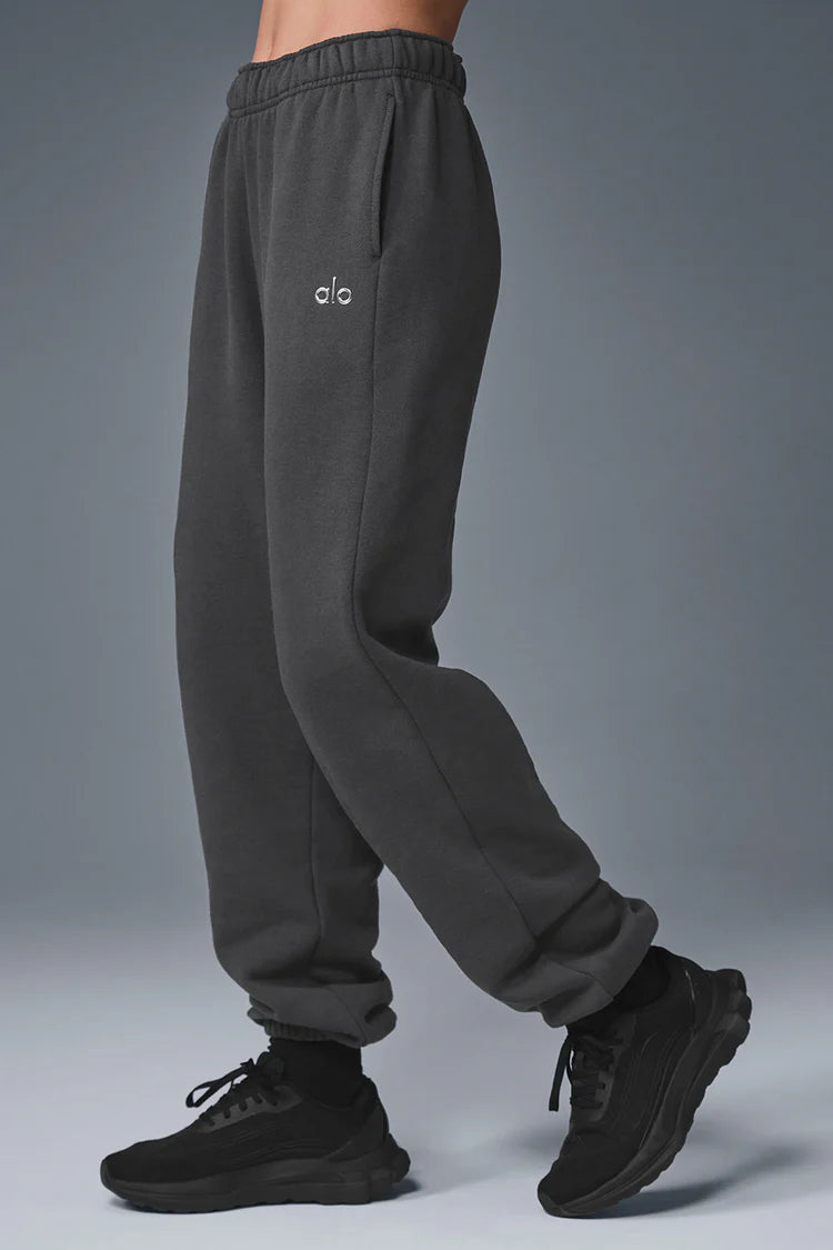 Accolade Straight Leg Sweatpant