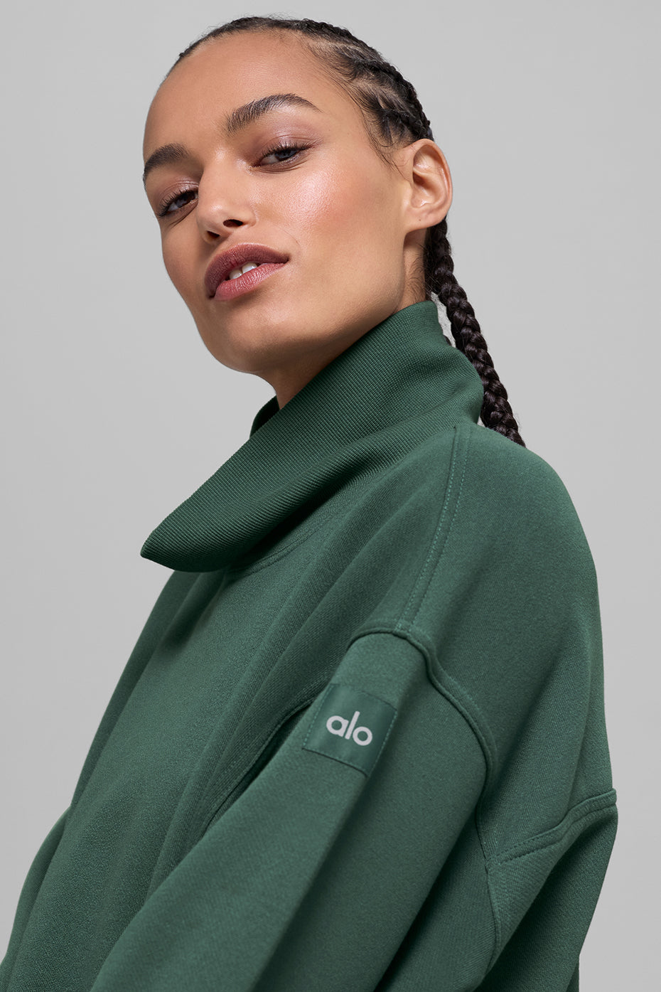 Hazy Mock Neck Pullover - Clover Green