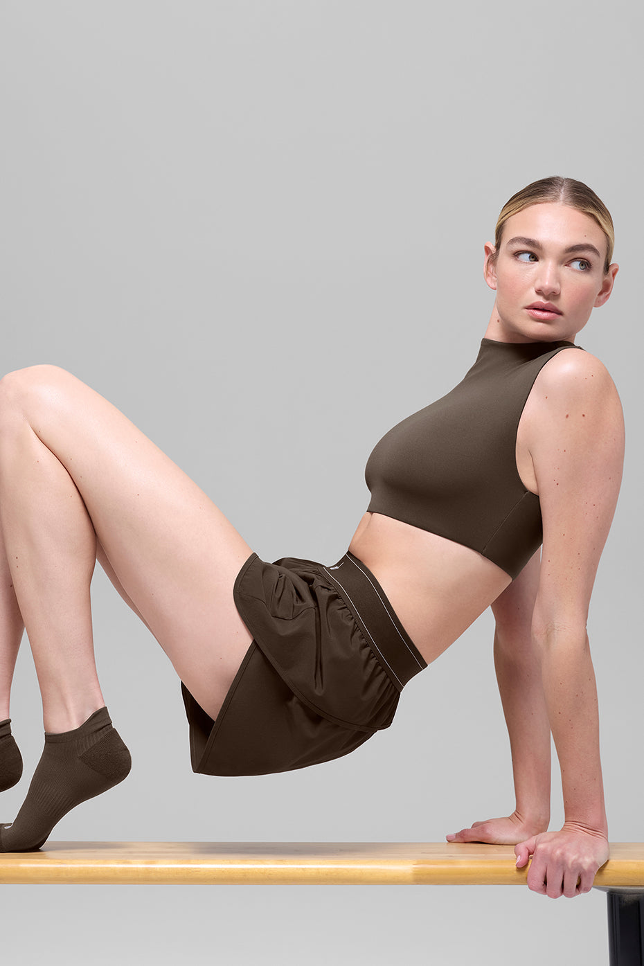 Match Point Short - Espresso